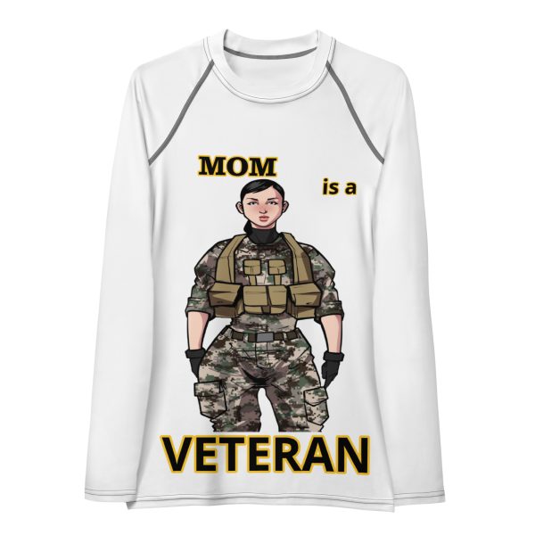 MOM IS A VETERAN DEUCE TREE Women's Rash Guard