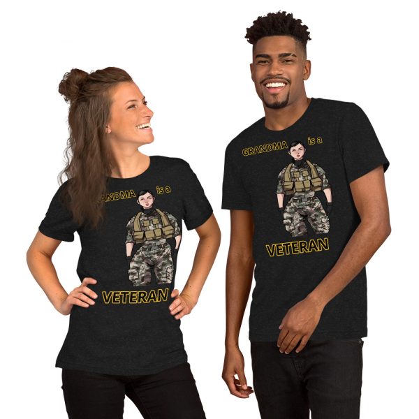 GANDMA IS A VETERAN DEUCE TREE Unisex T-Shirt