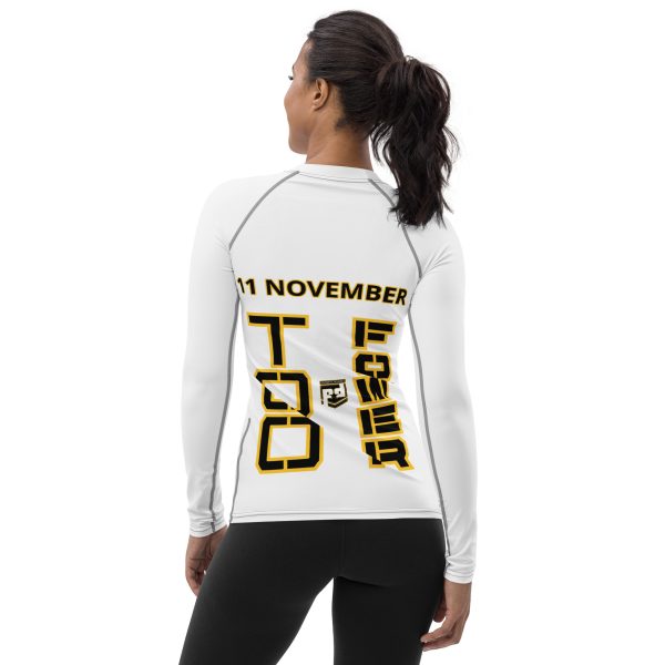 GRANDPA IS A VETERAN TOO FOWER Women's Rash Guard