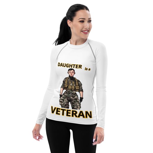 DAUGHTER IS A VETERAN TOO FOWER Women's Rash Guard