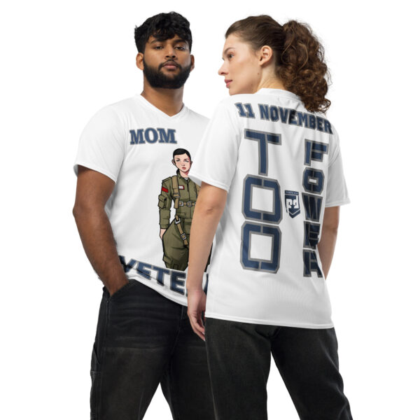 MOM IS A VETERAN TOO FOWER Recycled Unisex Sports Jersey