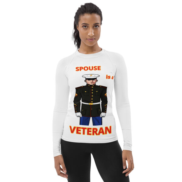 SPOUSE IS A VETERAN TOO FOWER Women's Rash Guard