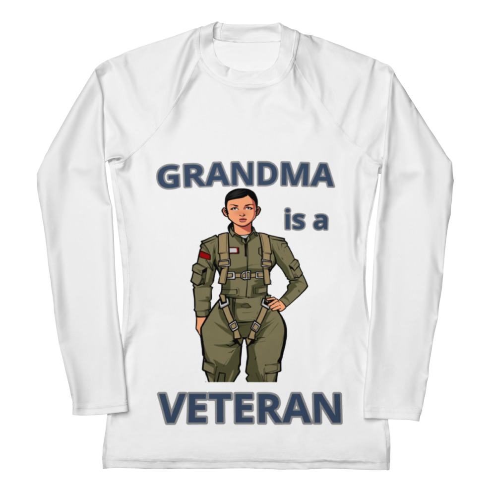 GRANDMA IS A VETERAN TOO FOWER Women's Rash Guard