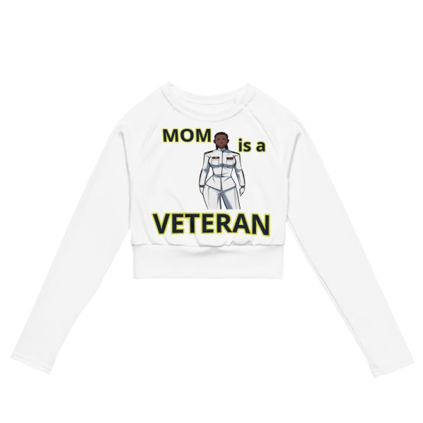 MOM IS A VETERAN TOO FIFE Recycled Long-Sleeve Crop Top