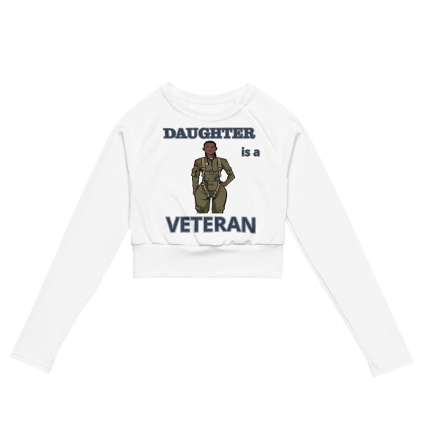 DAUGHTER IS A VETERAN TOO FIFE Recycled Long-Sleeve Crop Top