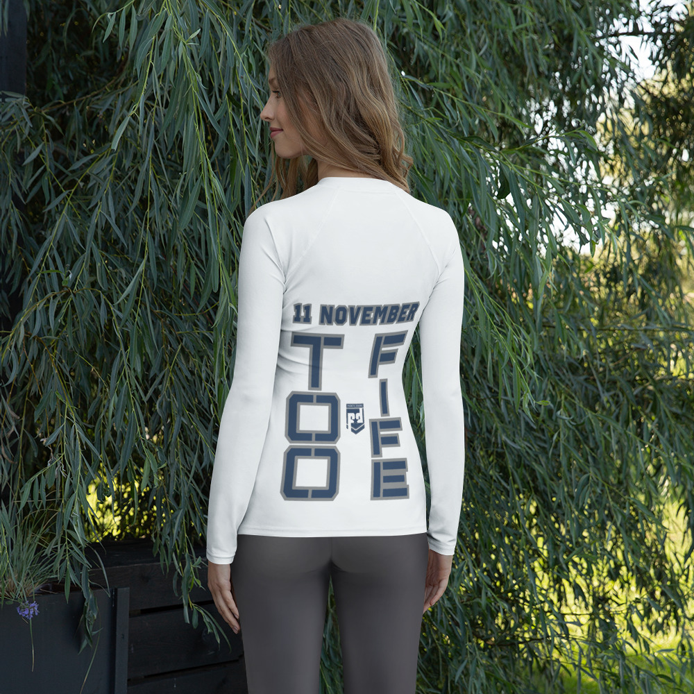 GRANDMA IS A VETERAN TOO FIFE Women's Rash Guard - Image 2