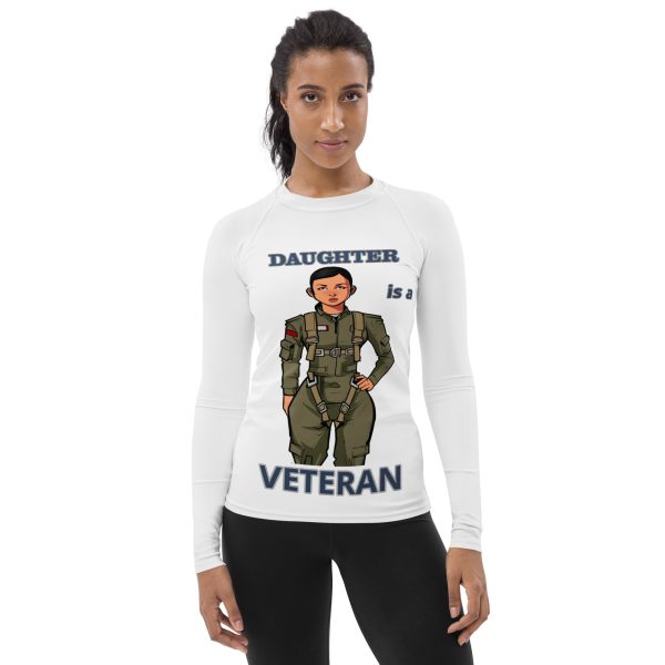 DAUGHTER IS A VETERAN TOO FIFE Women's Rash Guard