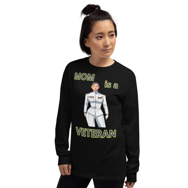 MOM IS A VETERAN TOO FIFE Long Sleeve Shirt