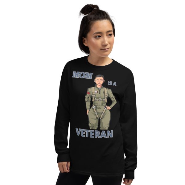 MOM IS A VETERAN TOO FIFE Long Sleeve Shirt