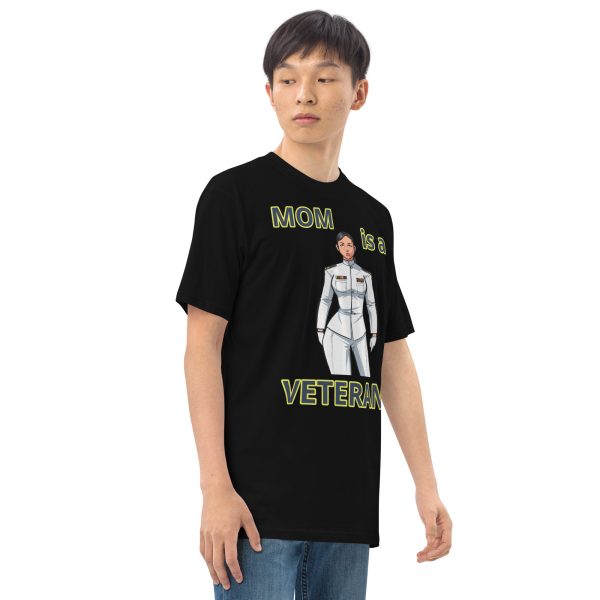 MOM IS A VETERAN TOO FIFE Tee