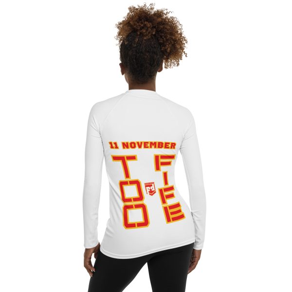 DAD IS A VETERAN TOO FIFE Women's Rash Guard